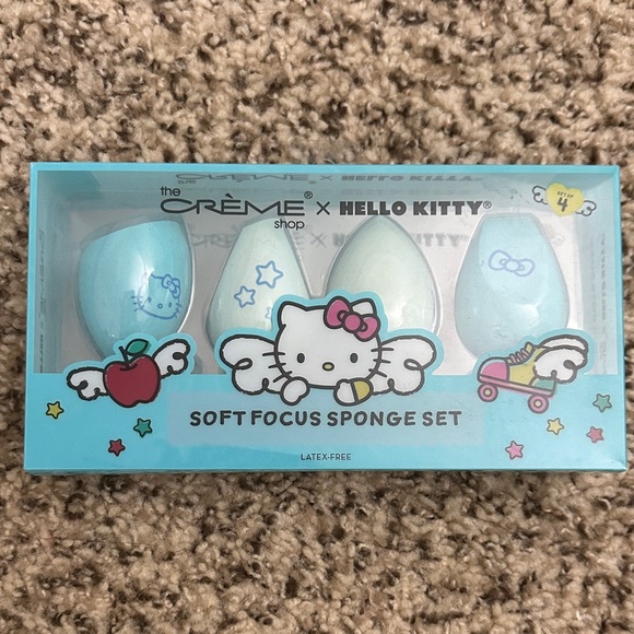 Hello Kitty Other - Hello Kitty Makeup Sponges - Pastel Teal & White
